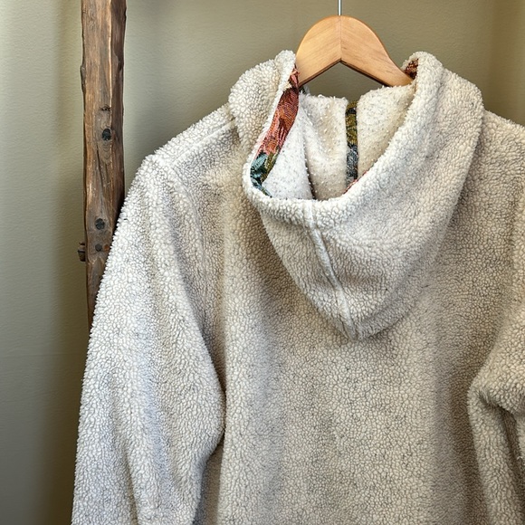 Orvis Teddy Bear Sherpa Tapestry Trim Cream Shacket Jacket Womens size Medium - Picture 6 of 12